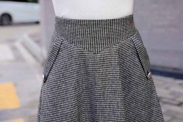 🔥 Winter-Arbeitskleidung – Damen Wolle Maxi Röcke Winter Hohe Taille Faltenrock Elegant Retro Gitter Rock Streetwear Party A-Linie Glockenrock | – Bild 4